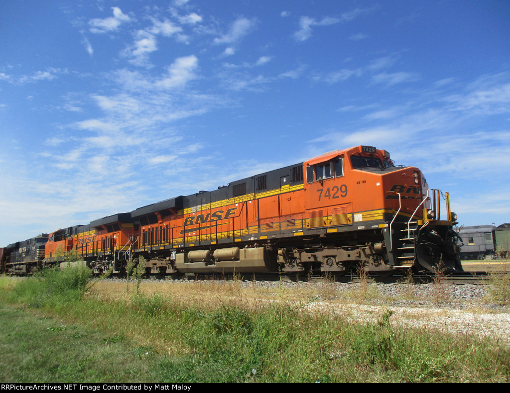 BNSF 7429